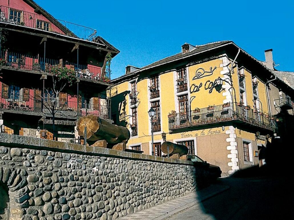 Plaça Major Llivia_1