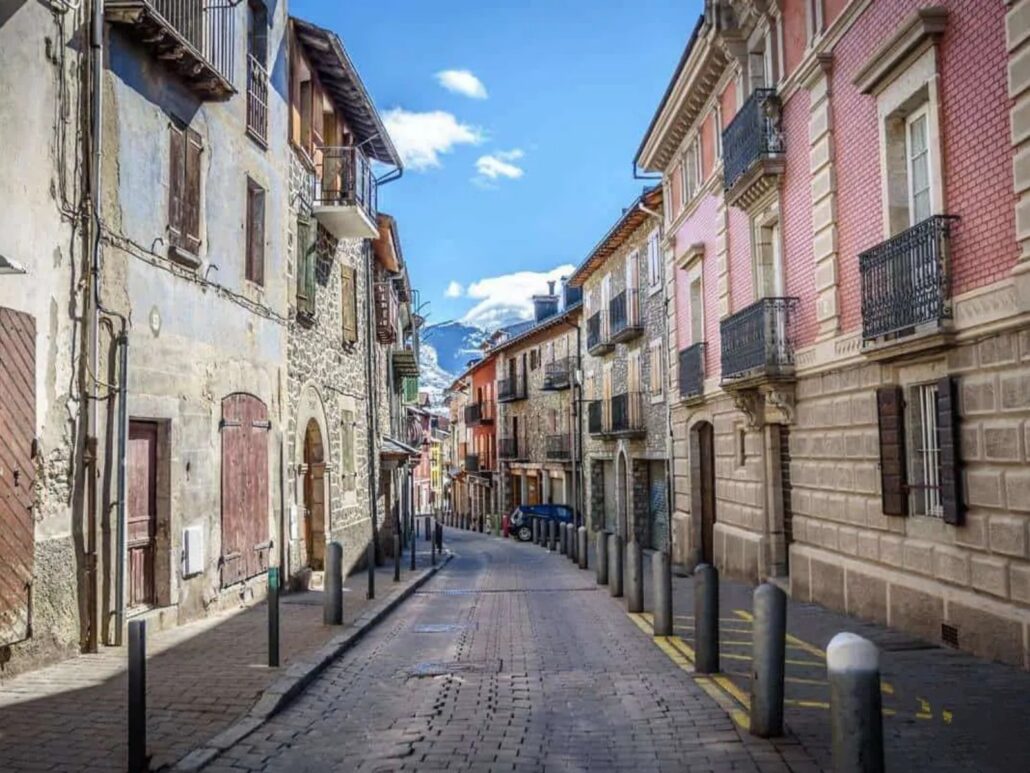 Rue Llivia Spain