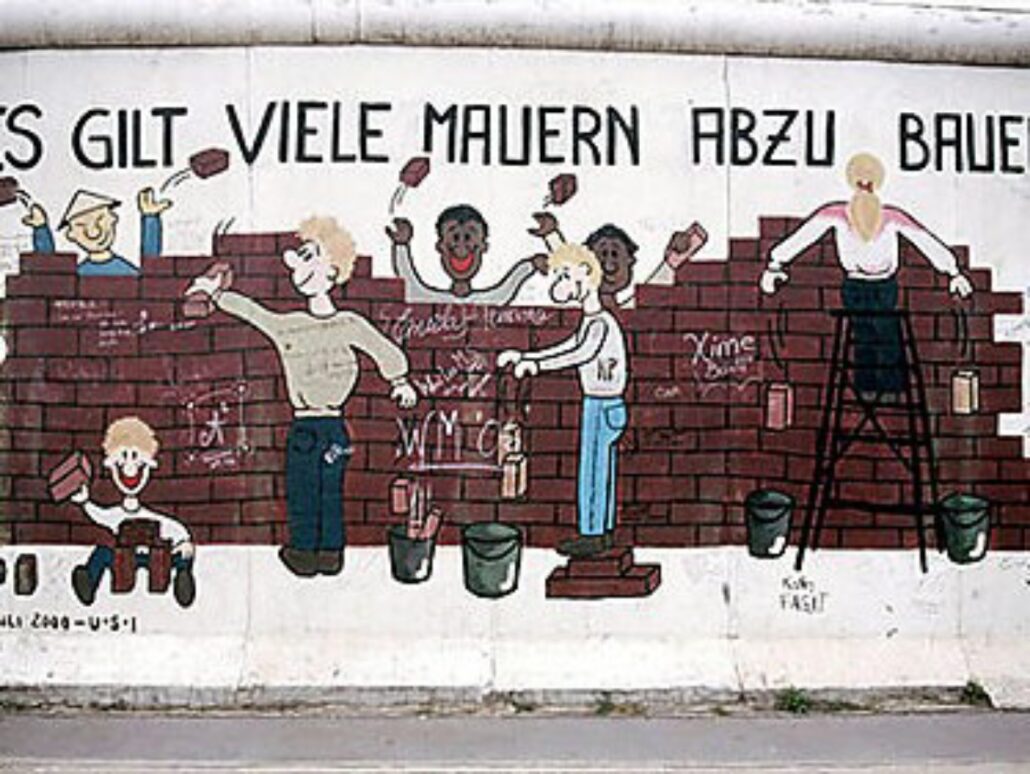 2009_Bar 25 berges de la Spree_East Side Gallery_Allemagne_berlin_1