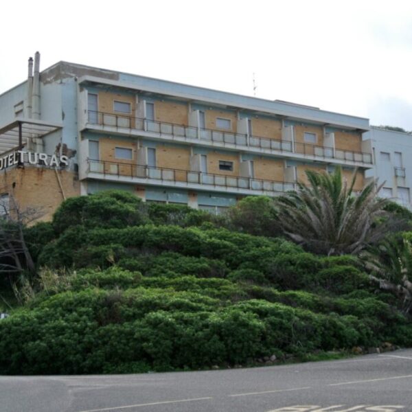 L’Hôtel abandonné Turas à Bosa Sardaigne