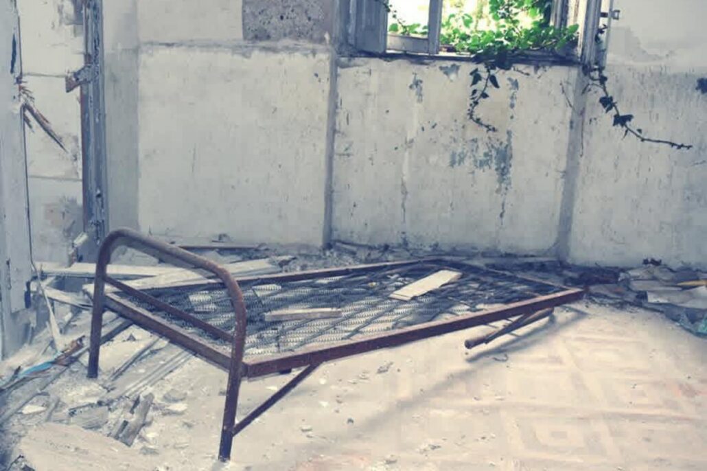2015-06-20_Urbex–l-Abbaye-Collège-d-Ardouane._5