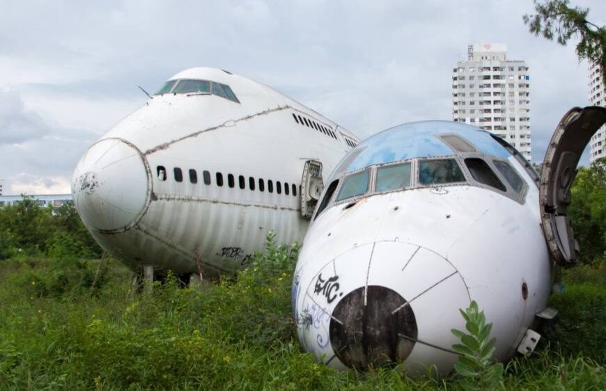 Urbex Un cimetière d’avions dans les entrailles de Bangkok !