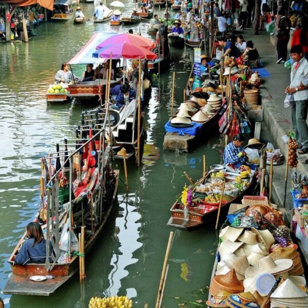 Marché flottant du Khlong Lat Mayom.