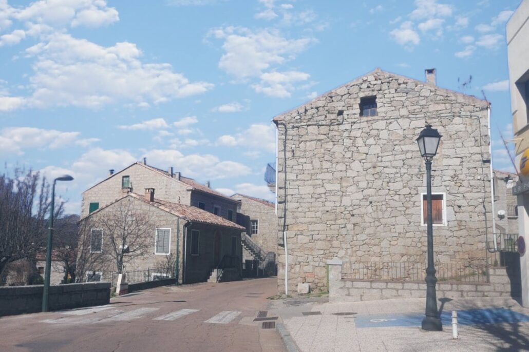 2020-10-16_les maisons de Zonza Corse_2