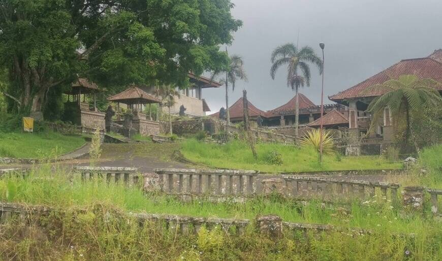 Urbex Hotel abandonné Bali