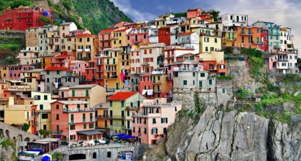 Les villages arc en ciel Italie