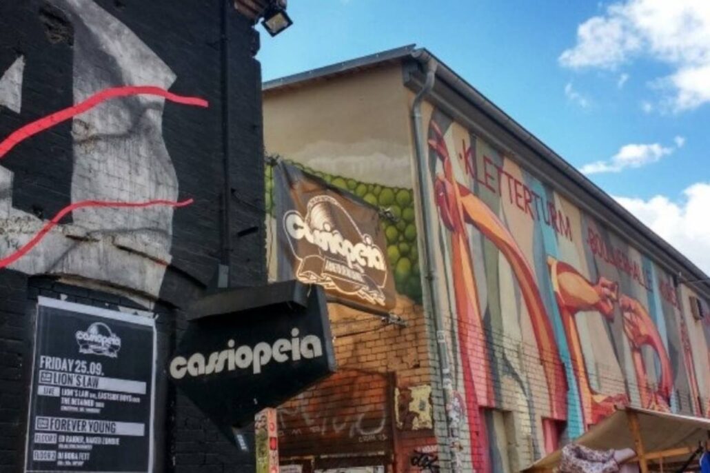 2009_Raw-Gelände_street-art_clubbing_cinéma_de_plein_air_Berlin_Allemagne_8