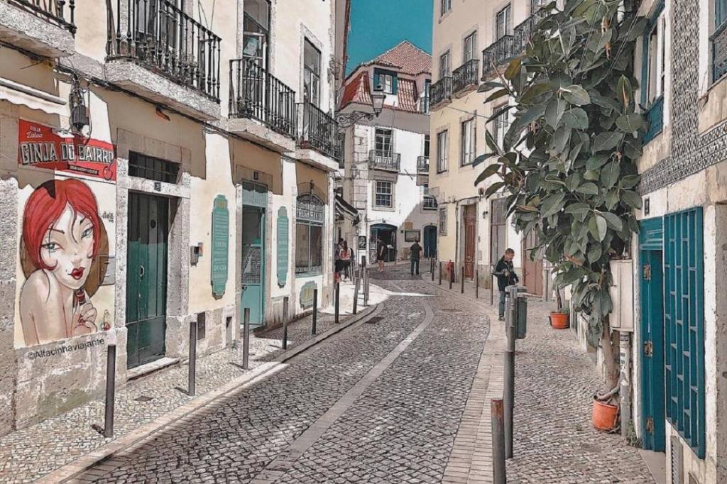 Lisbonne place Martim Moniz et ses alentours_11